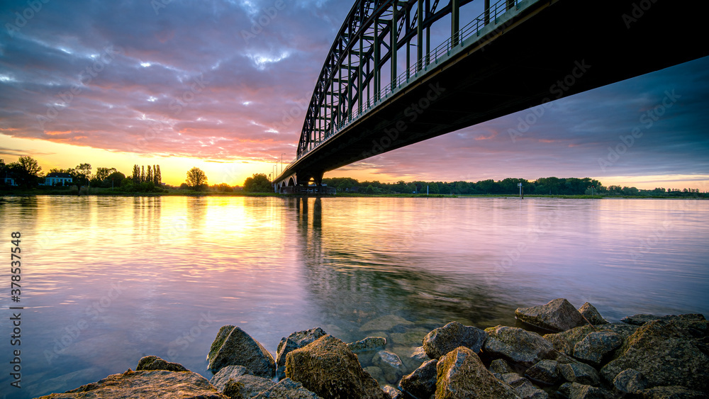 AdobeStock_378537548_Preview